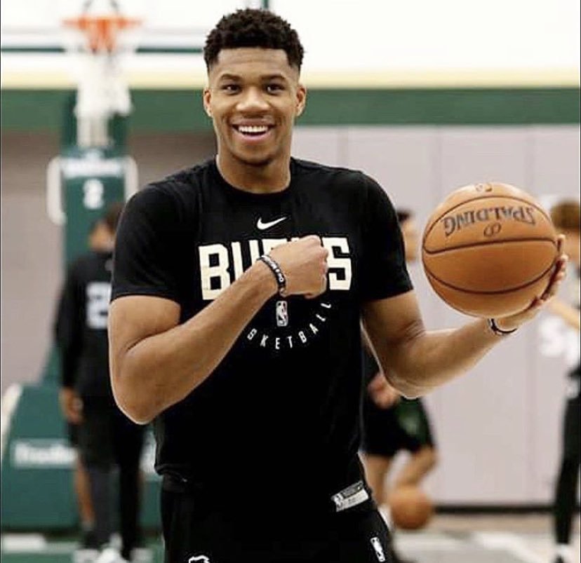 目动态中 目动态中