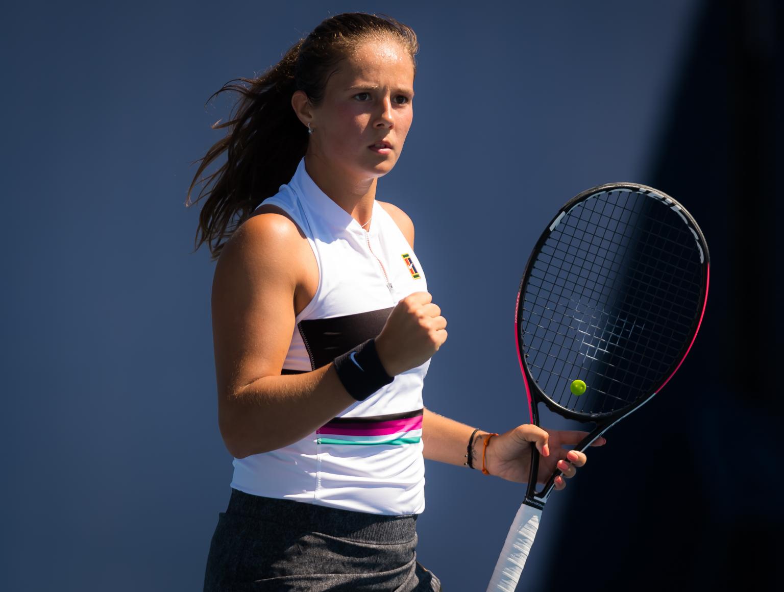 及成员间的 及成员间的