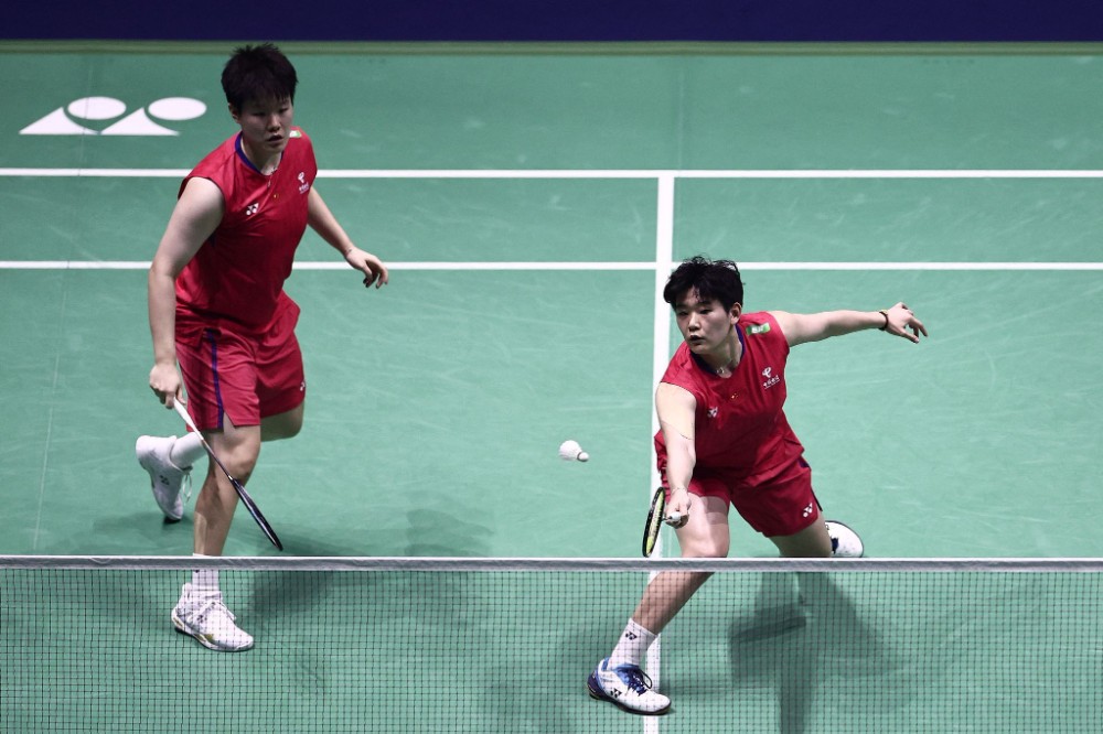 于财务紧张 于财务紧张