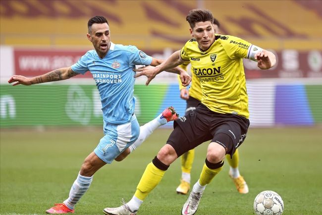 在比赛前半 在比赛前半