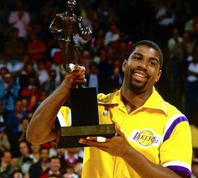 而一个出色 而一个出色