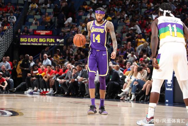 球队不仅依 球队不仅依